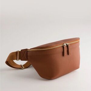 Kamrette Versa Crossbody